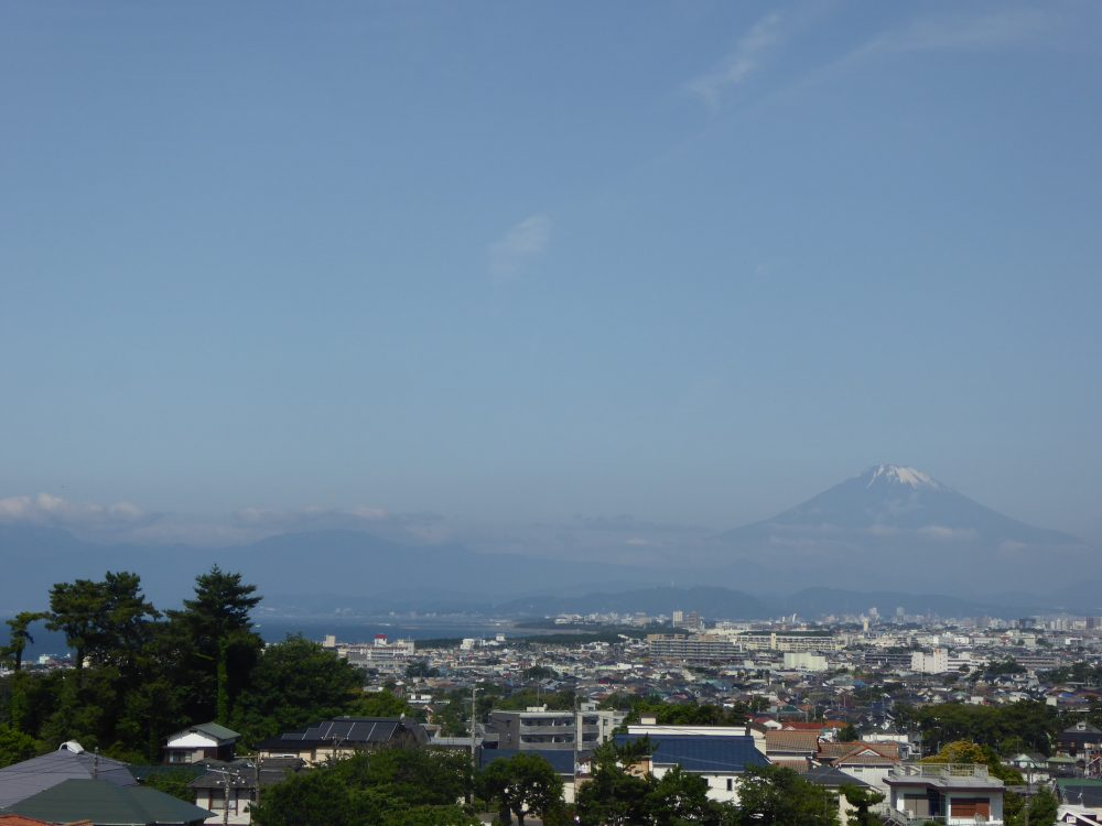 人も地球の一部