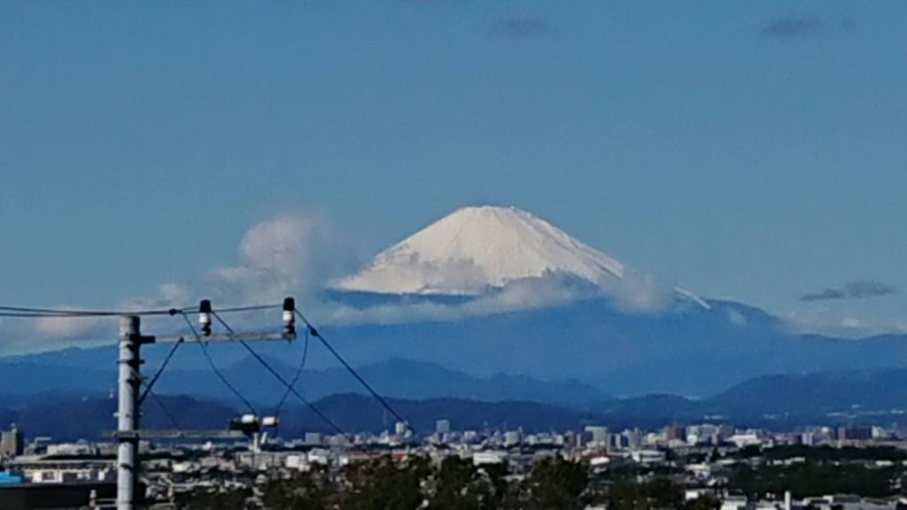 雪化粧の富士